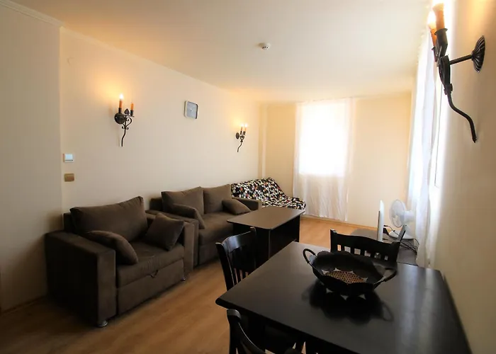 Menada Atrium Apartamento Elenite