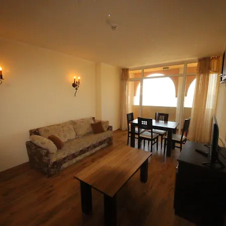 Menada Atrium * Elenite