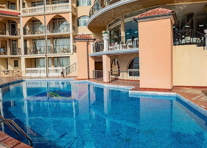 公寓 Menada Atrium *