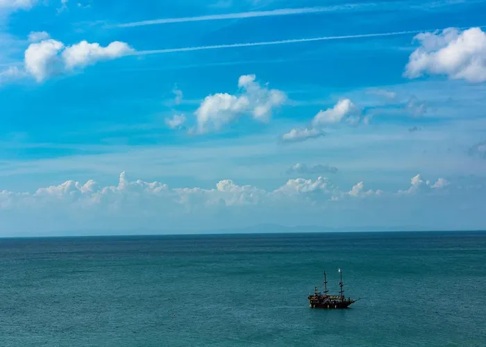 Menada Atrium 公寓