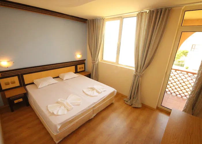 公寓 Menada Atrium *