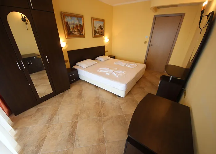 Menada Atrium * 埃勒尼特