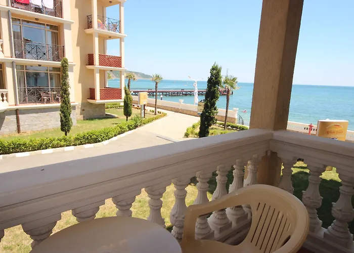 Menada Atrium 公寓 *